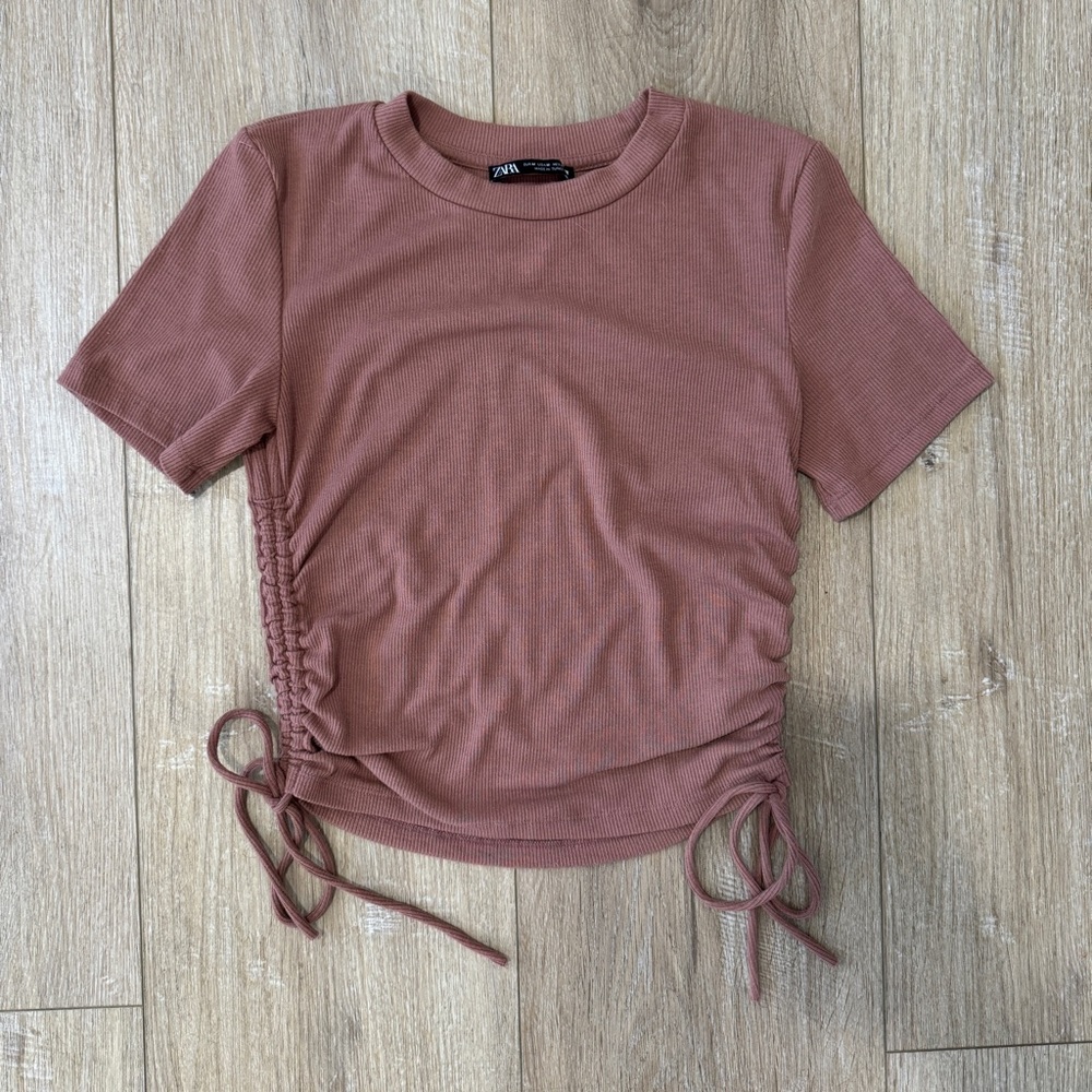 ZARA Ribbed Top with Rouched Sides Medium